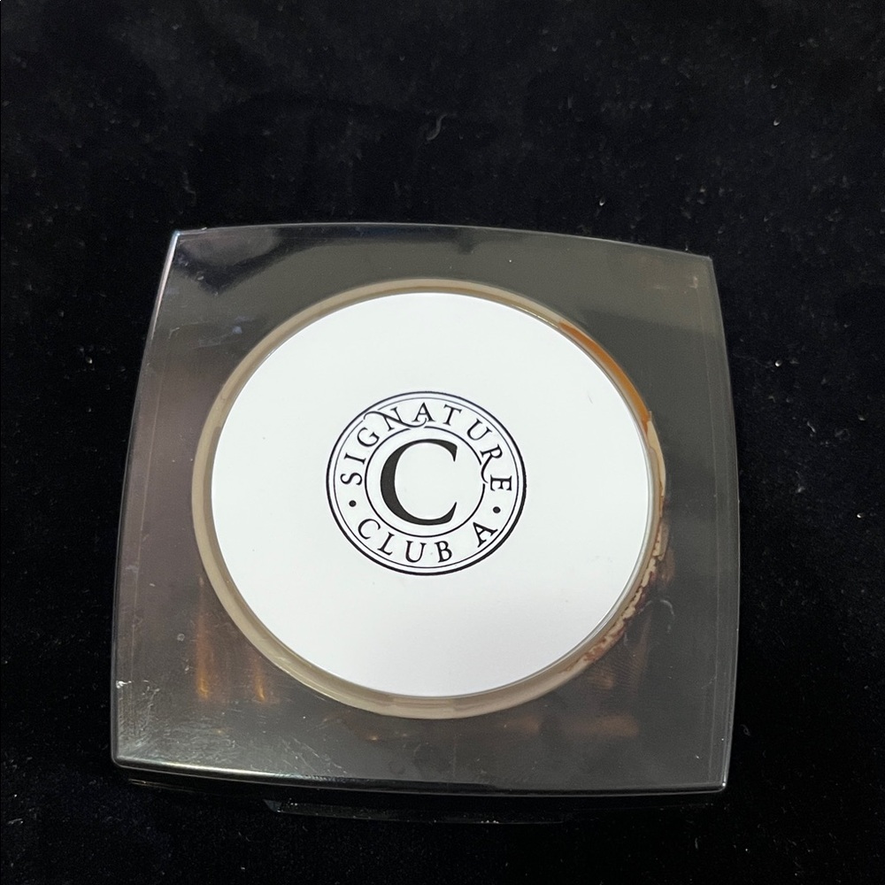 Signature Club A Eye Cream - Elegant White